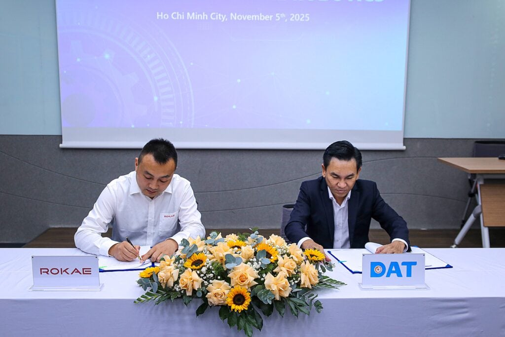 dat rokae h6 auto draft DAT GROUP VÀ ROKAE ROBOTICS KÝ KẾT HỢP TÁC CHIẾN LƯỢC – KIẾN TẠO TƯƠNG LAI TỰ ĐỘNG HÓA THÔNG MINH TẠI VIỆT NAM