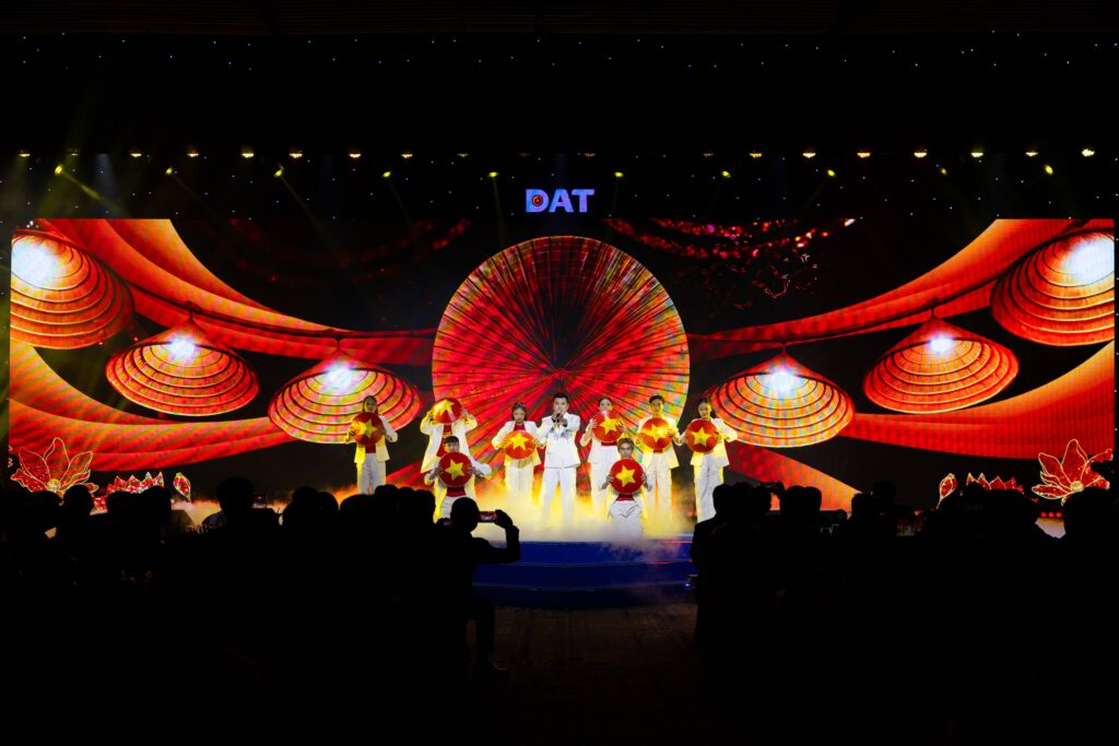 20 năm DAT Group kiến tạo hệ sinh thái công nghệ – năng lượng xanh – tự động hóa công nghiệp hàng đầu Việt Nam 11 0a7a5376 1 dat group 20 nam kien tao he sinh thai cong nghe nang luong xanh tu dong hoa cong nghiep hang dau viet nam 20 năm DAT Group kiến tạo hệ sinh thái công nghệ – năng lượng xanh – tự động hóa công nghiệp hàng đầu Việt Nam