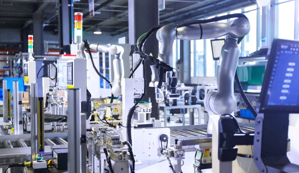 Vì sao nhiều nhà máy lựa chọn robot ROKAE cho dây chuyền sản xuất? 1 rokae factory shandong 10 vi sao nhieu nha may lua chon robot rokae cho day chuyen san xuat Vì sao nhiều nhà máy lựa chọn robot ROKAE cho dây chuyền sản xuất?