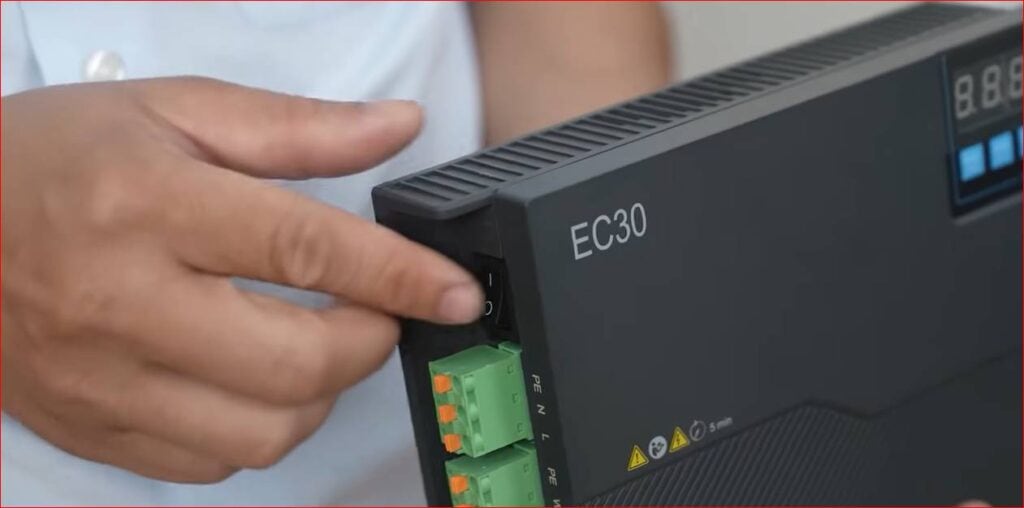 EC30 – Giải pháp điều khiển cửa thang máy thông minh cho vận hành bền vững 3 nut bam auto draft EC30 – Giải pháp điều khiển cửa thang máy thông minh cho vận hành bền vững
