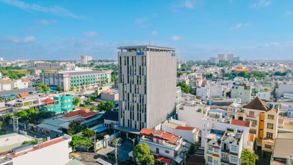 GIẢI PHÁP TỦ ĐIỀU KHIỂN THANG MÁY SORA: NĂNG LỰC TÍCH HỢP VÀ BẢO CHỨNG TỪ DAT GROUP 2 Trụ sở chính của DAT Group